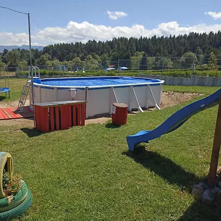 къщи мaхони